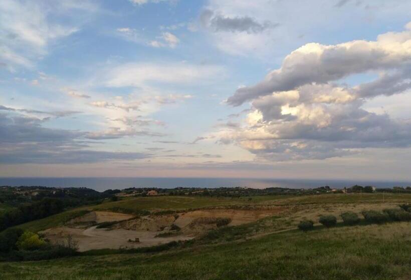 مبيت وإفطار Country House Una