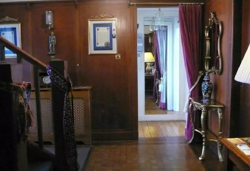 تختخواب و صبحانه Sandilands House