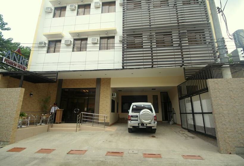 Hôtel Anri Pension House