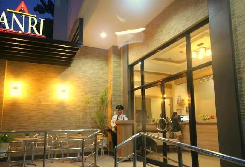 هتل Anri Pension House
