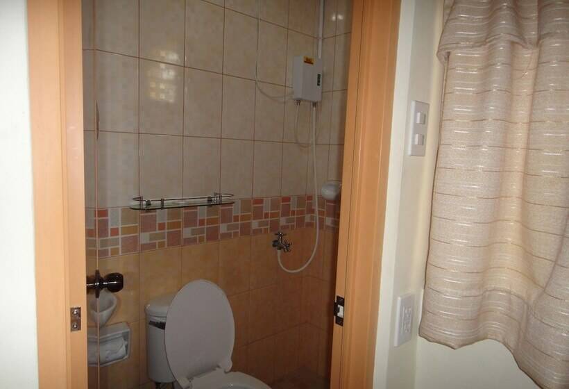 Hôtel Anri Pension House