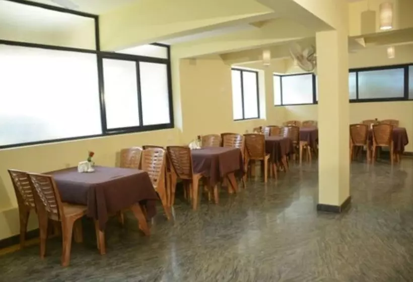 Hotelli Betelnut Inn Mrkt By Splenor