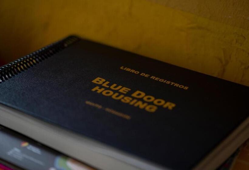 호텔 Blue Door Housing Historic Quito