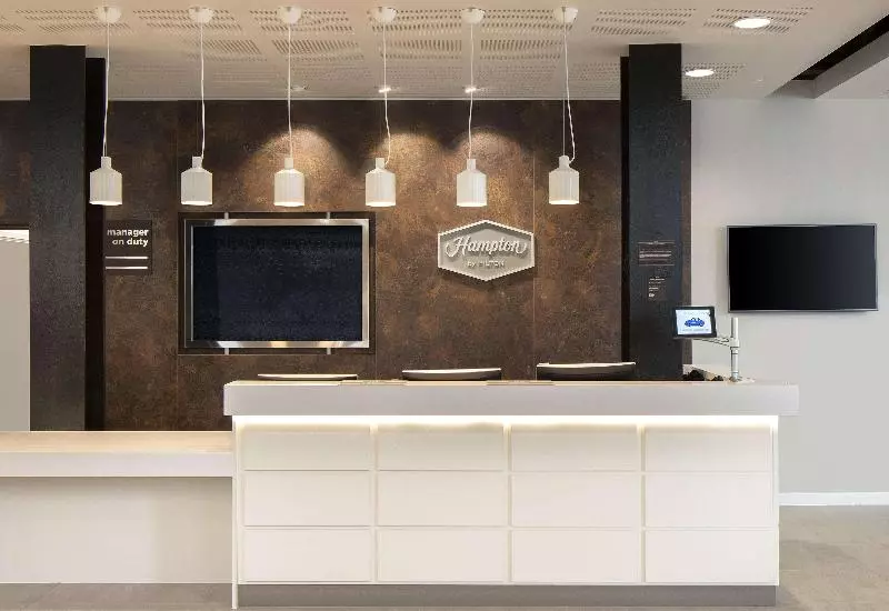 هتل Hampton By Hilton London Docklands