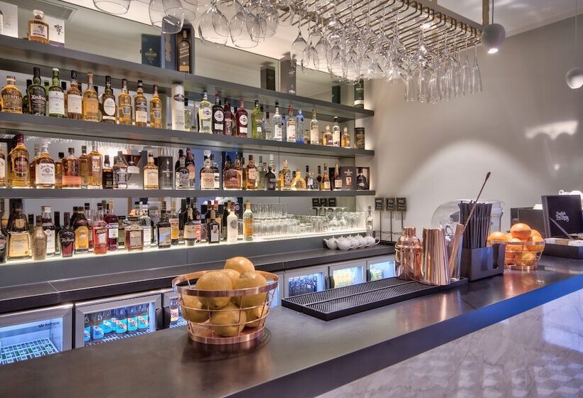 酒店 La Falconeria