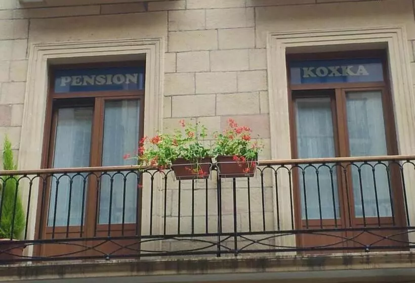 هتل Pensión Koxka