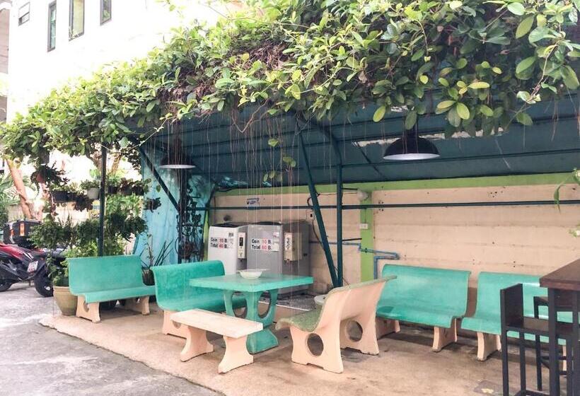 Hotel R.k. Guesthouse