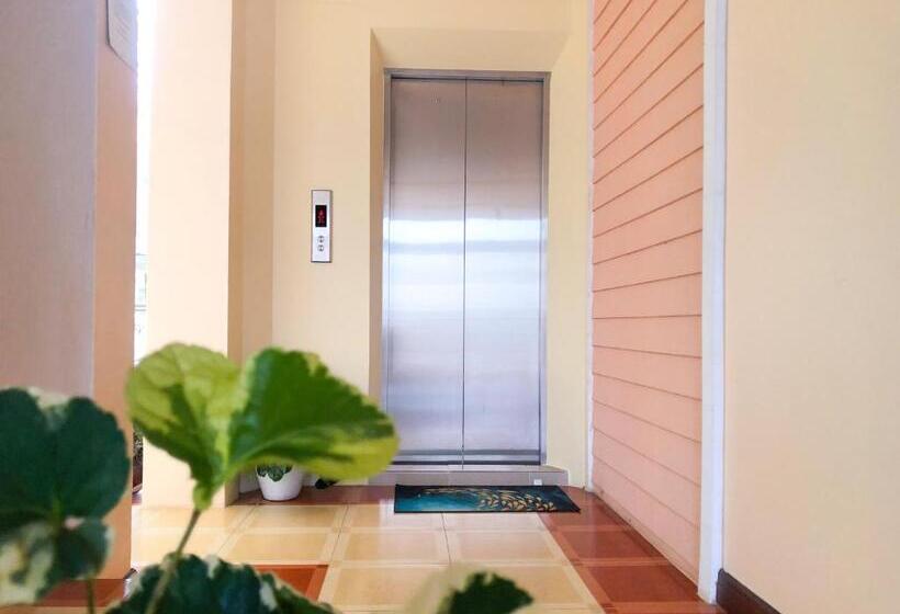 Hotel R.k. Guesthouse