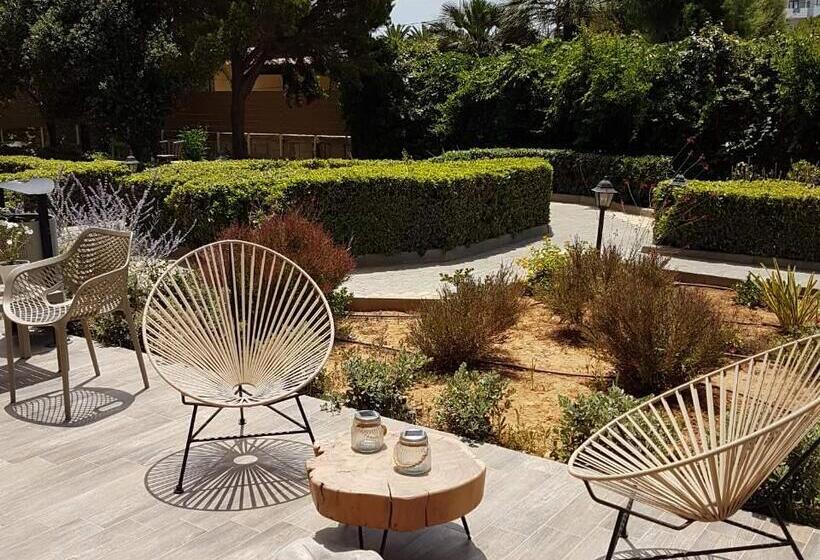 בית מלון כפרי Yianna Caravel Suites By Checkin Adults Only