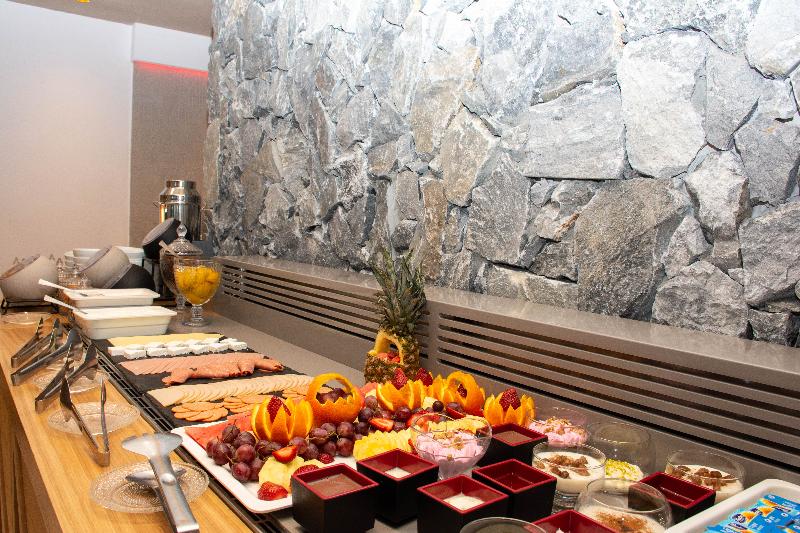 בית מלון כפרי Yianna Caravel Suites By Checkin Adults Only