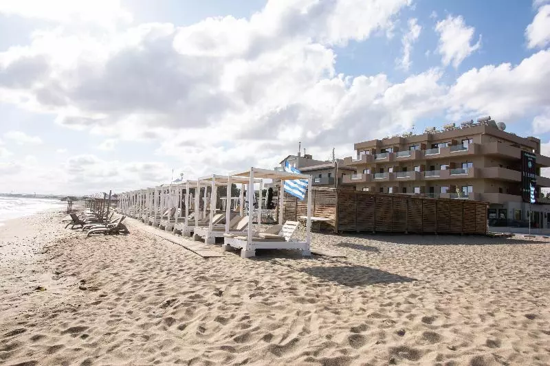 هتل Yianna Caravel Suites By Checkin Adults Only