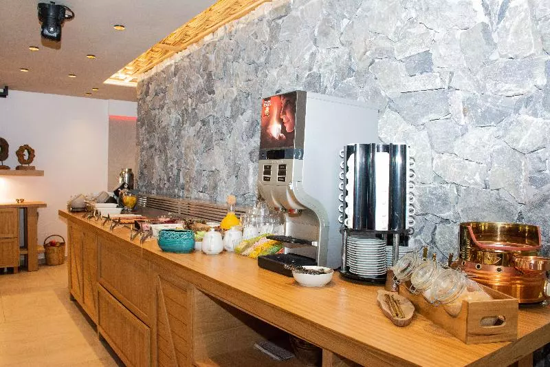 هتل Yianna Caravel Suites By Checkin Adults Only