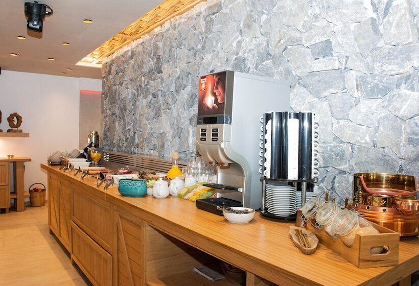 בית מלון כפרי Yianna Caravel Suites By Checkin Adults Only