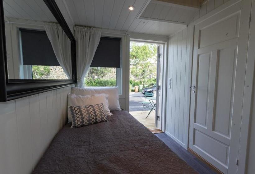 Мотель Krøgeneslåven Microtel