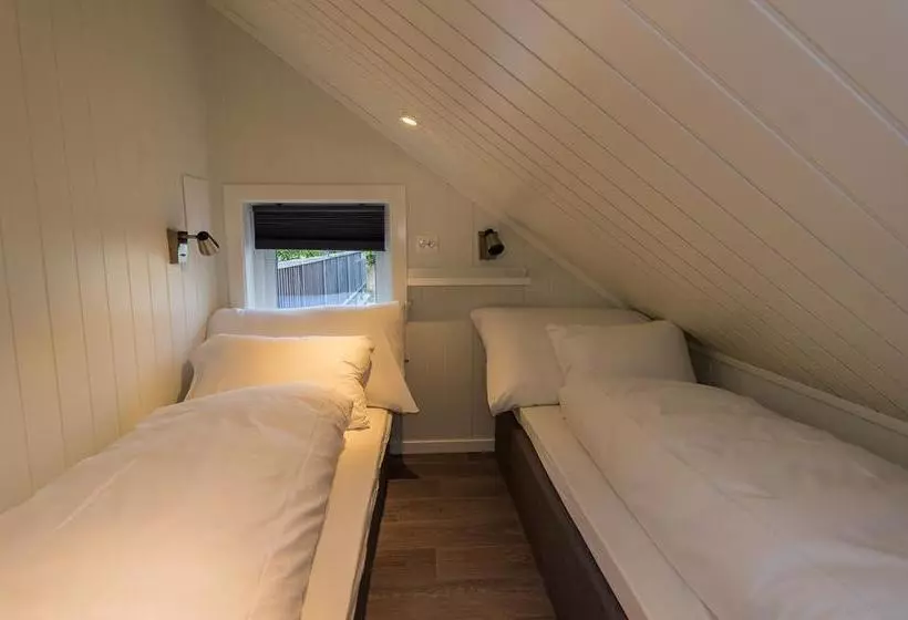 モーテル Krøgeneslåven Microtel