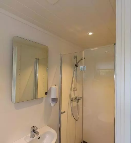 モーテル Krøgeneslåven Microtel