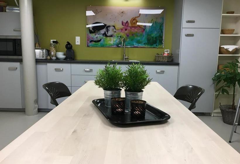 Мотель Krøgeneslåven Microtel