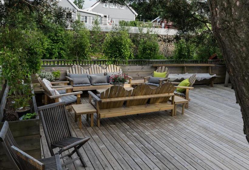 Мотель Krøgeneslåven Microtel