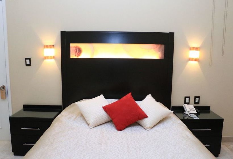 فندق Forrest & Spa Puebla