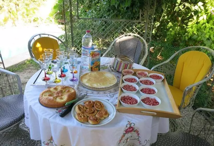 پانسیون Dar El Yasmine Tunis
