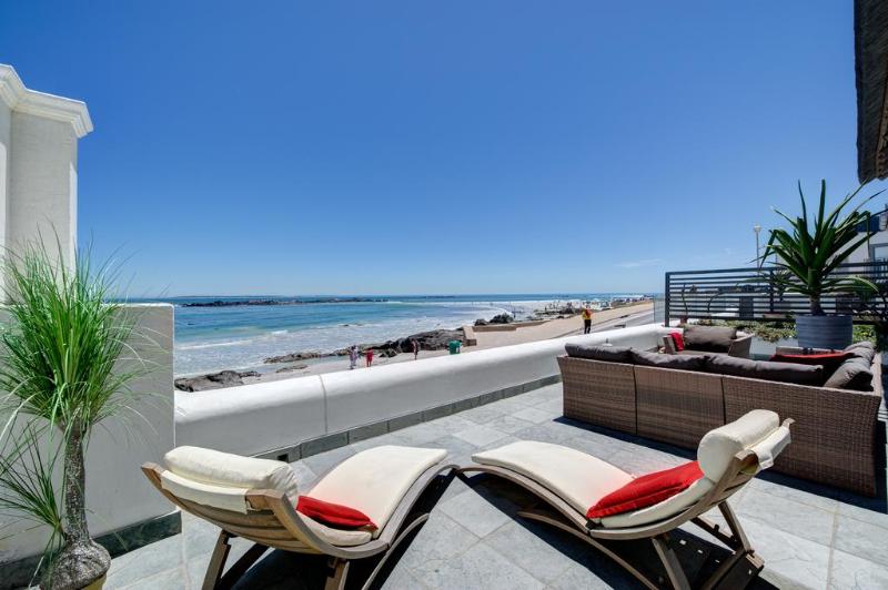 Santa Maria Beach House And Spa