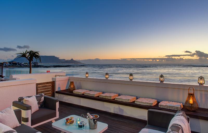 Santa Maria Beach House And Spa