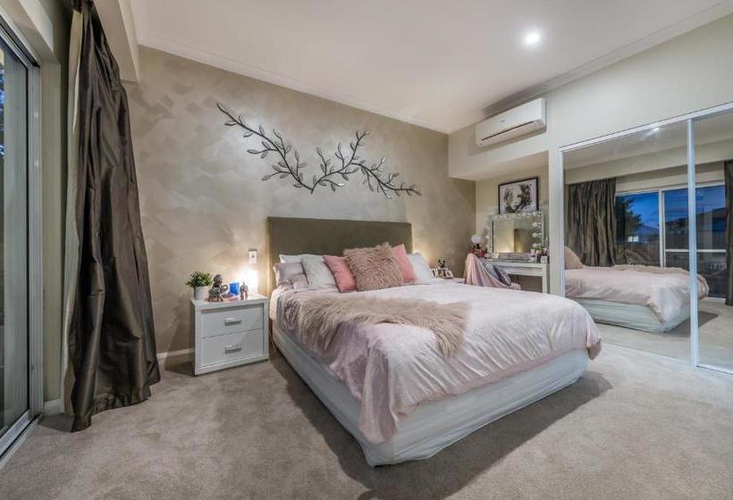 مبيت وإفطار Burns Beach Bed And Shower