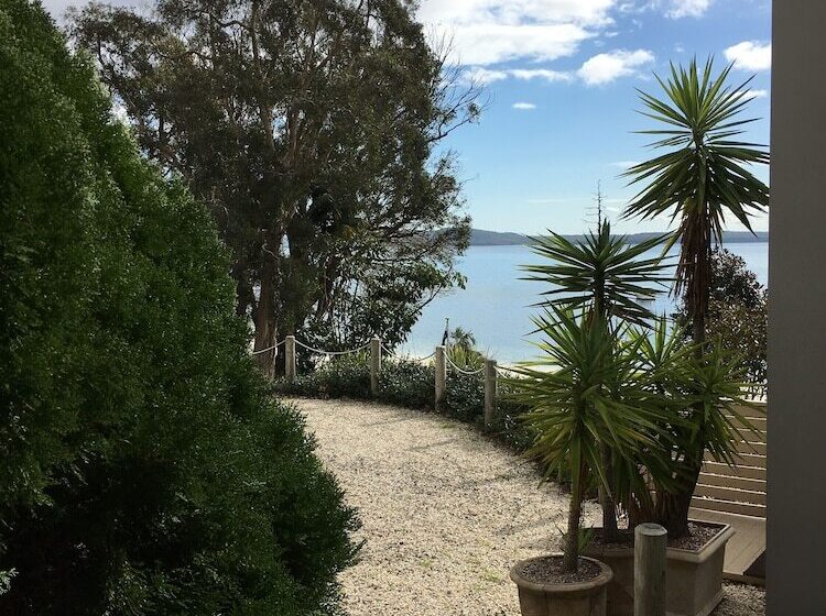 Dutchies Motel Nelson Bay