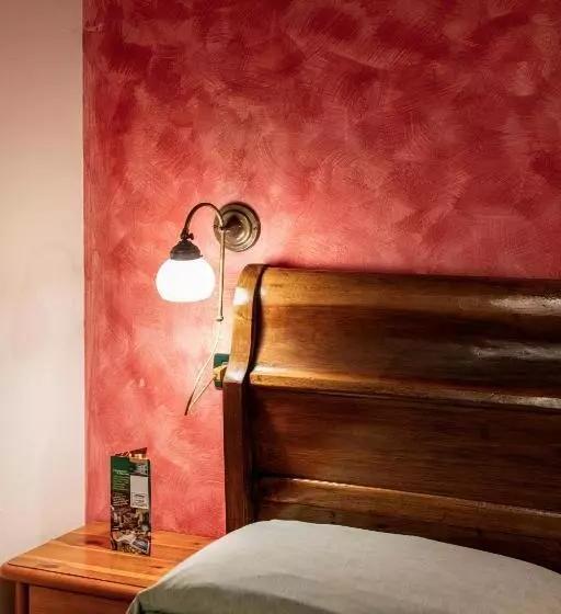 ホテル Agriturismo Il Palazzone