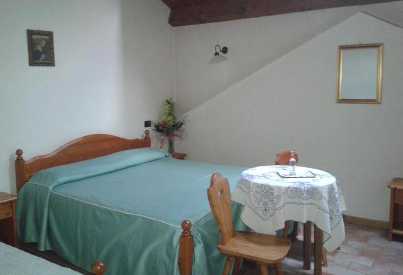 فندق Agriturismo Il Palazzone