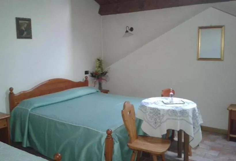 ホテル Agriturismo Il Palazzone