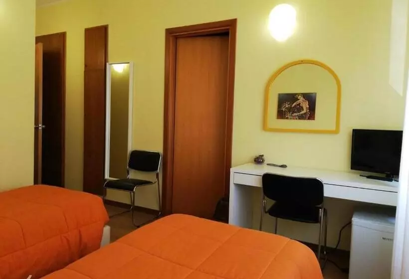 ホテル Albergo Roma
