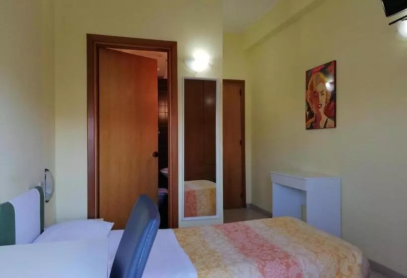 ホテル Albergo Roma