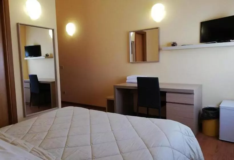 ホテル Albergo Roma