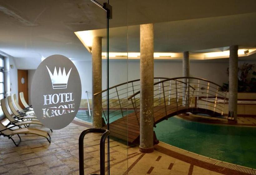 ホテル Krone