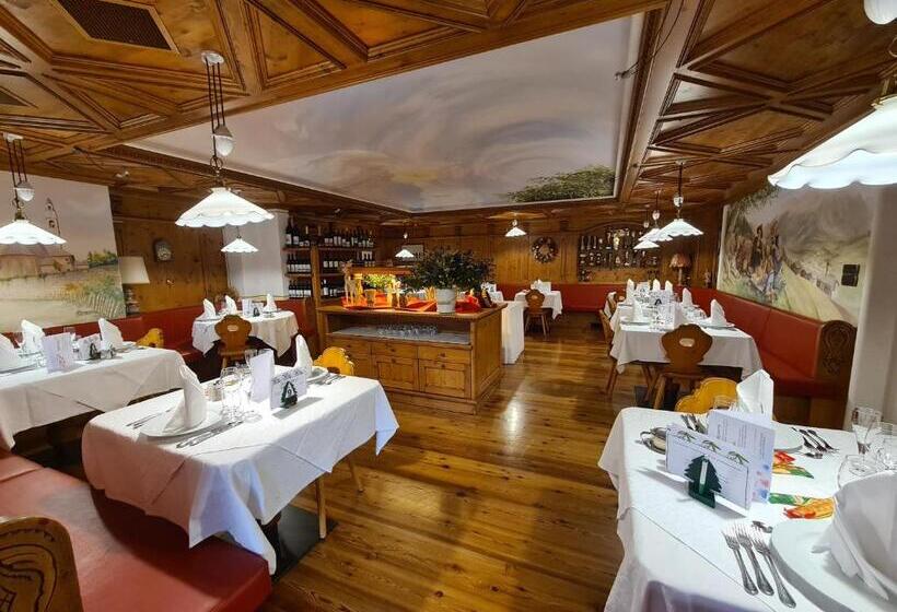 Отель Piedibosco