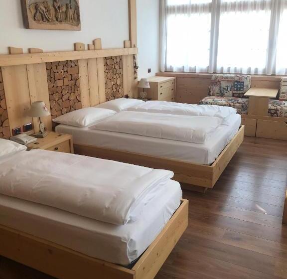 Отель Piedibosco