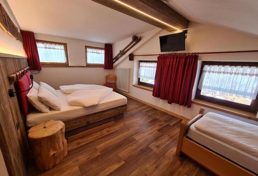 Отель Piedibosco