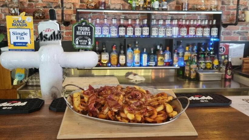 Отель The River Inn Thredbo