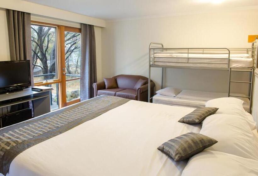 Отель The River Inn Thredbo