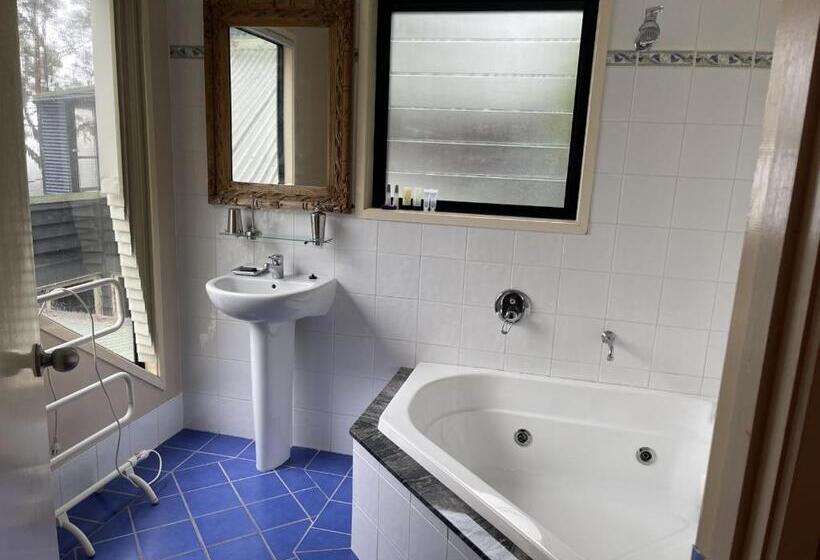 Tambaridge Bed & Breakfast