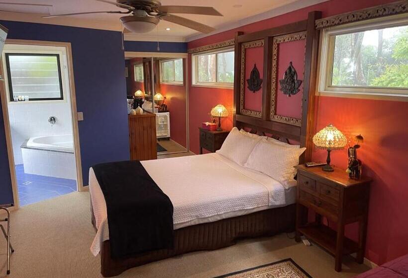 Tambaridge Bed & Breakfast