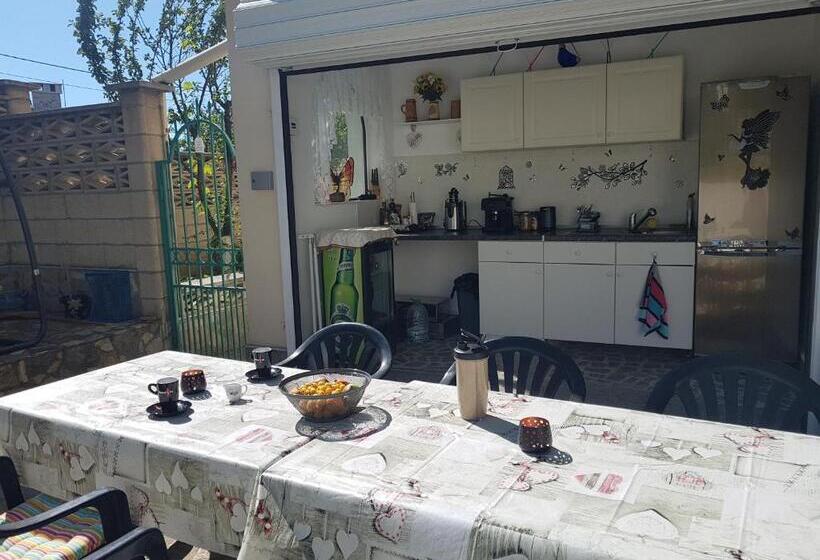 Trakata Villa Apartments