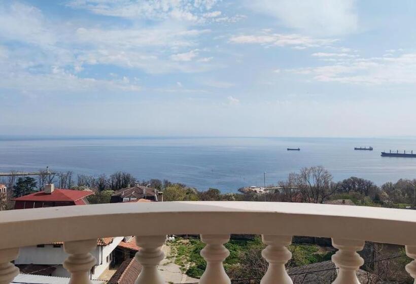 Trakata Villa Apartments