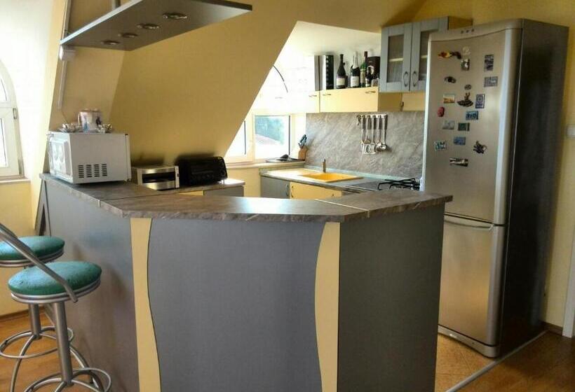 Trakata Villa Apartments