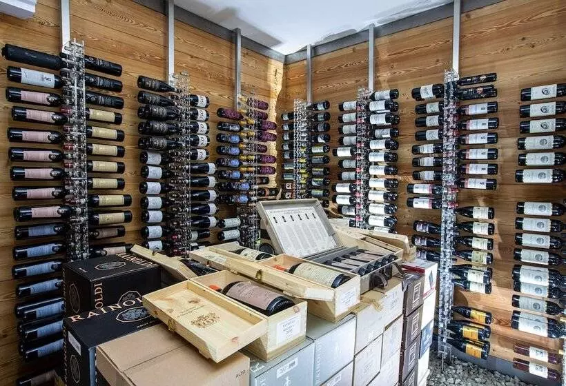 Wine Hotel Retici Balzi