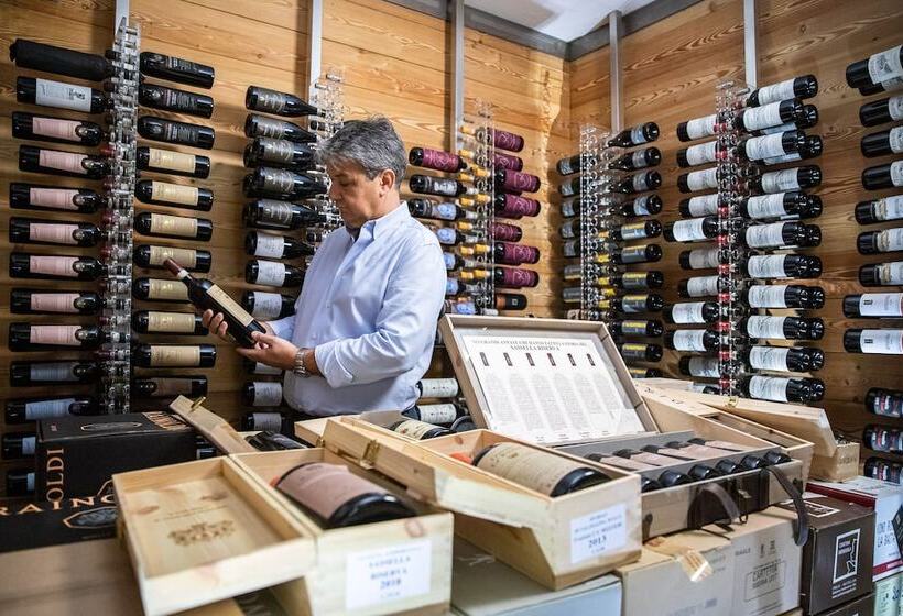 Wine Hotel Retici Balzi