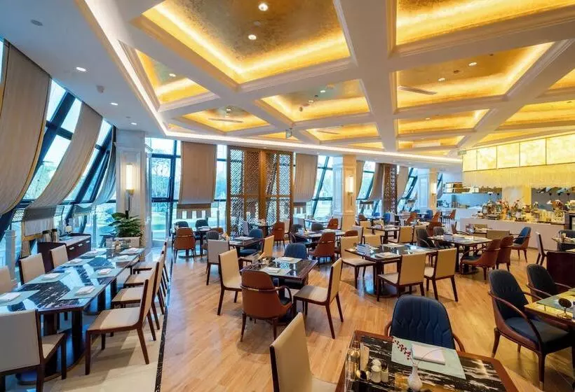 The Farrington Hotel   Building A