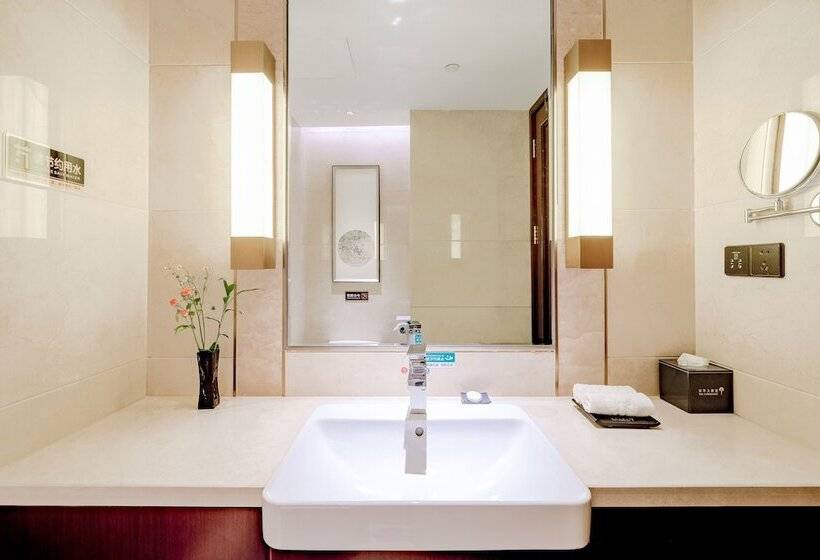 The Farrington Hotel Building A