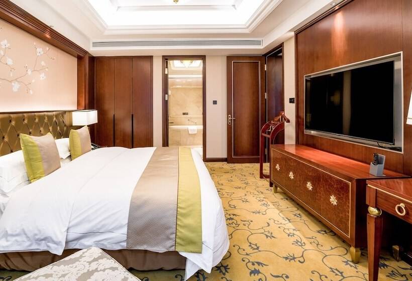 The Farrington Hotel Building A